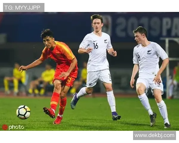 美国与新西兰足球直播对决精彩瞬间全程回顾与分析